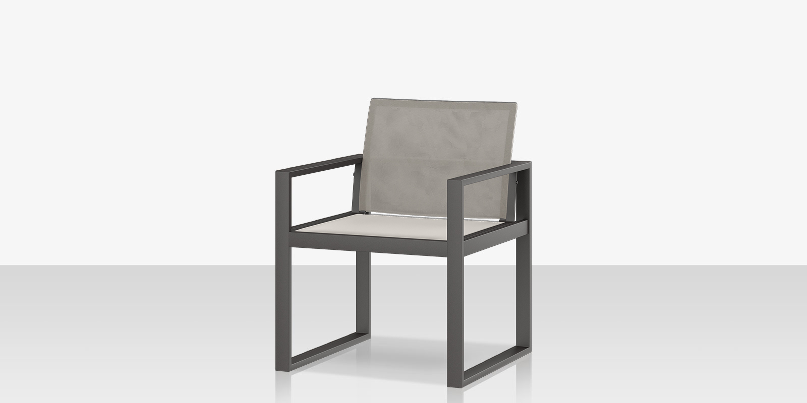 DecoScape Iconic Sling Club Chair