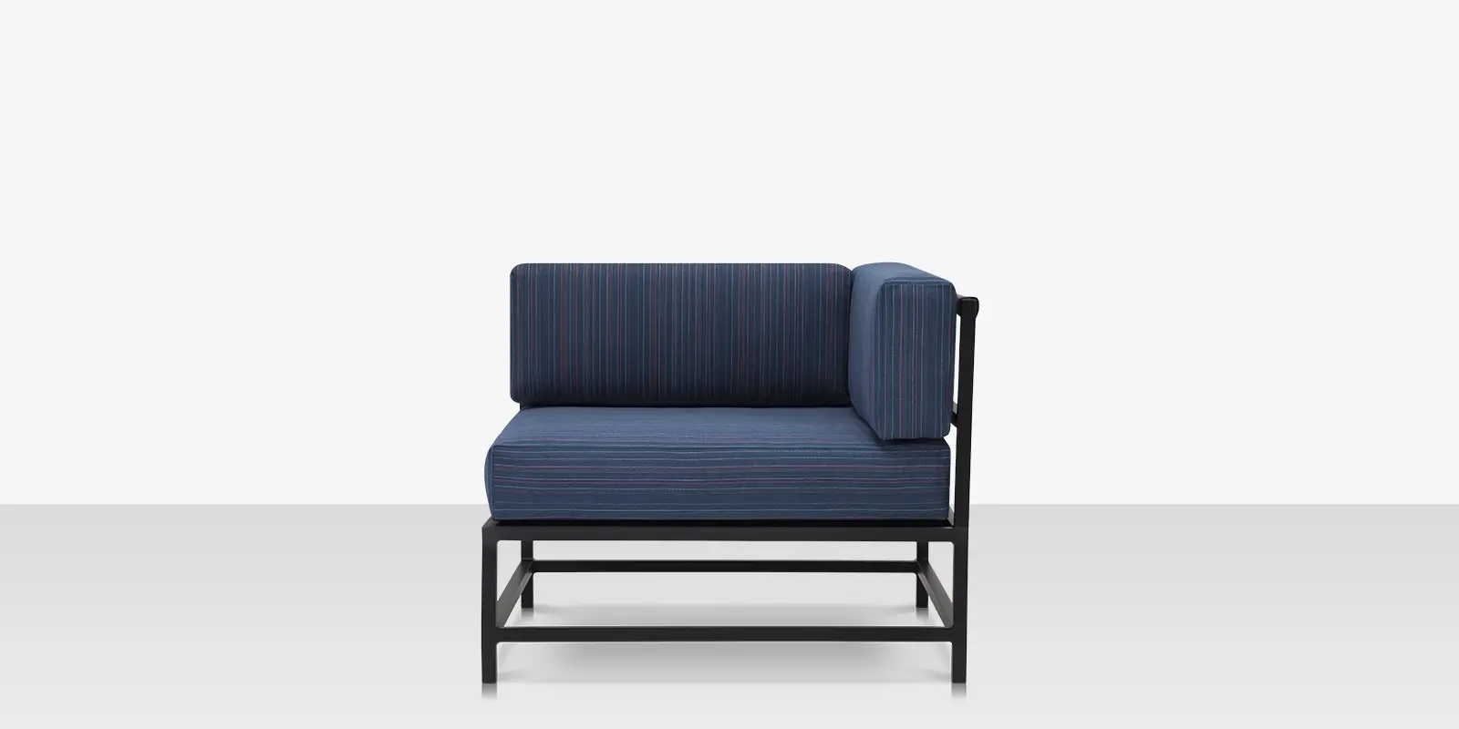 delano-corner-side.webp