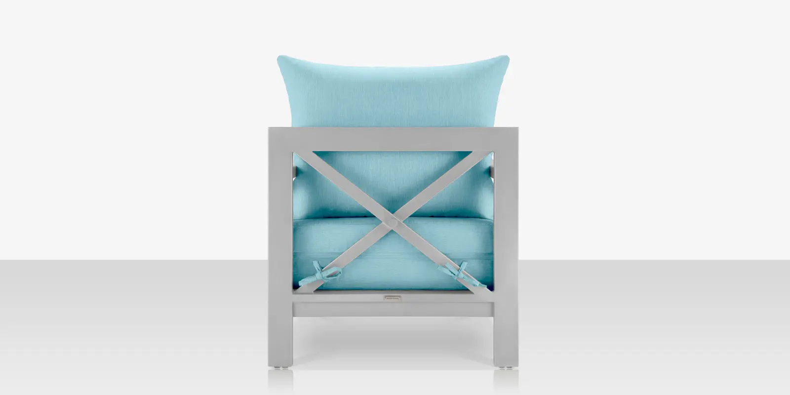 06_dynasty_lightblue_clubchair_back.webp
