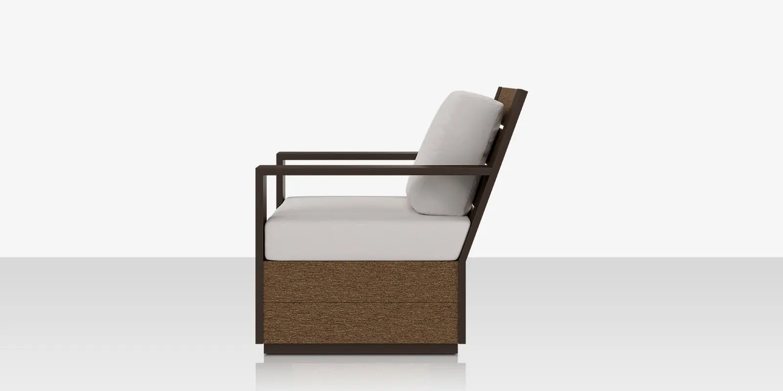 eclipse_clubchair_highback_side.webp