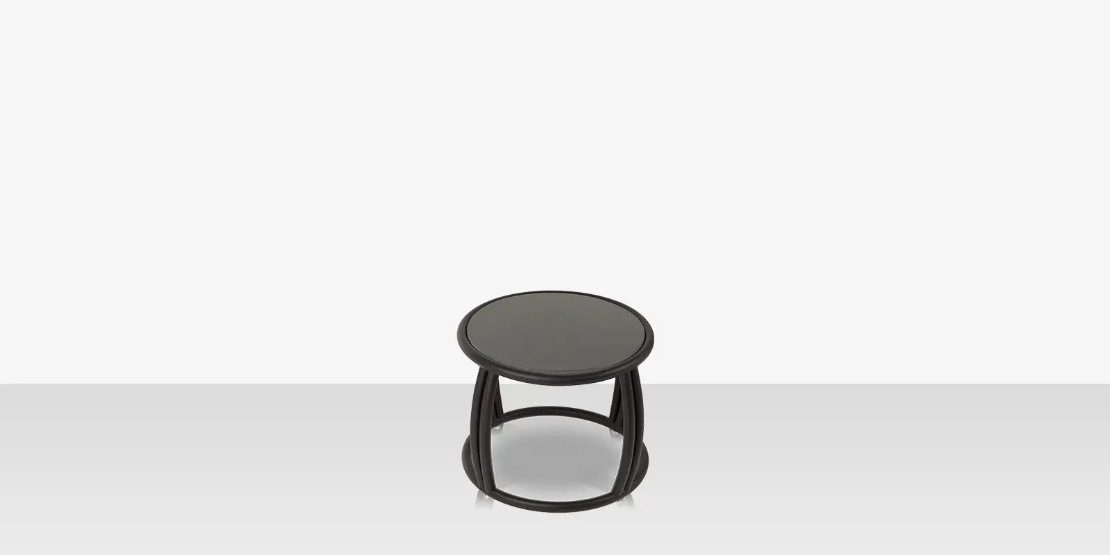 elephant-sidetable-fronttop.webp