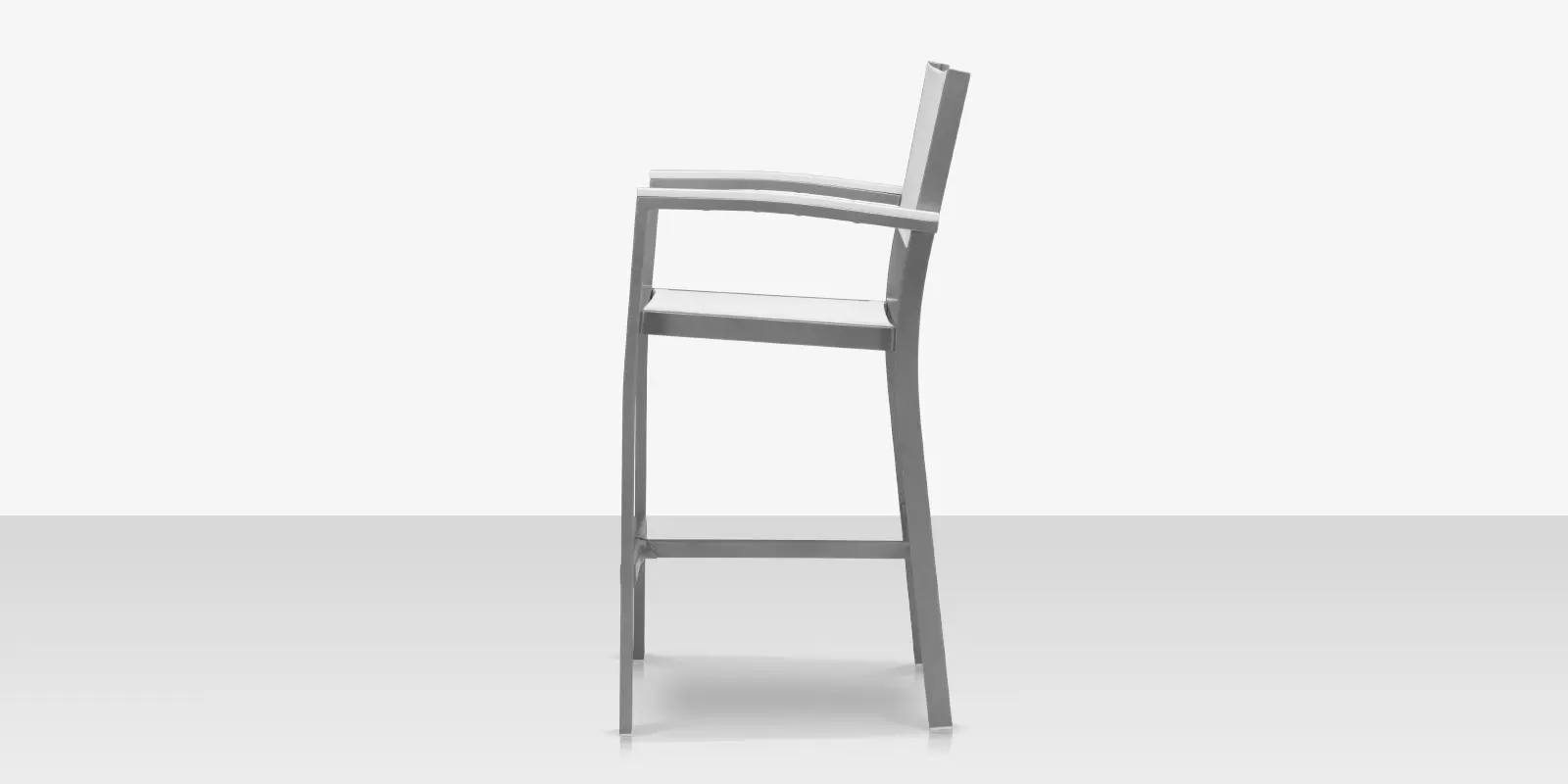 09_fusion_bar_armchair_ipe_side.webp