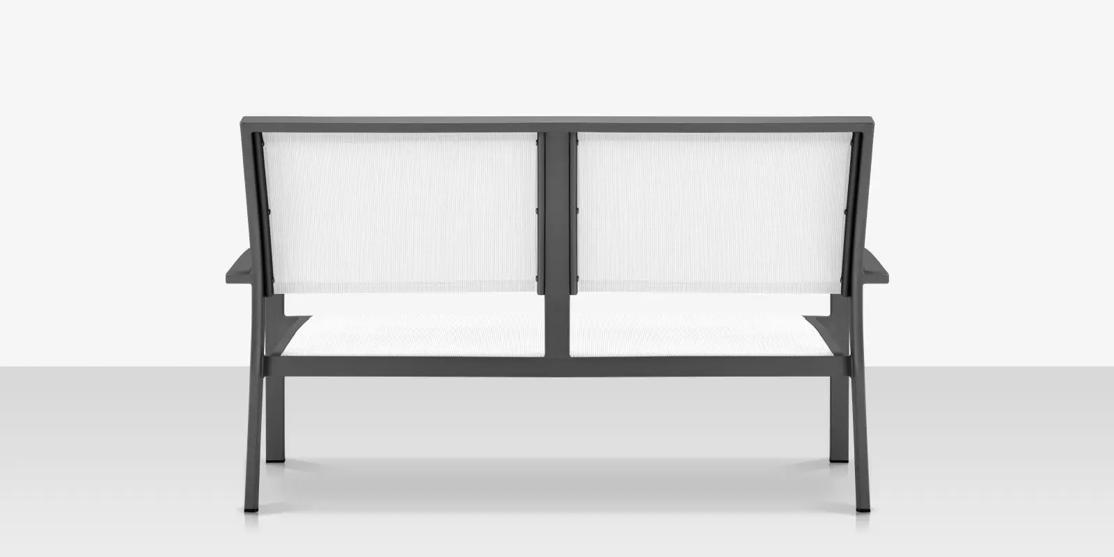 05_fusion_black_loveseat_back.webp