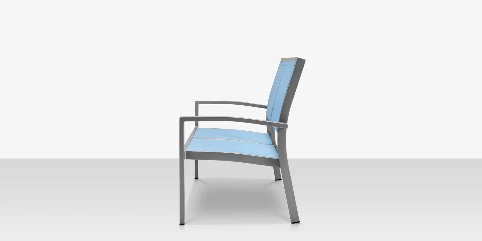 08_fusion_loveseat_side.webp