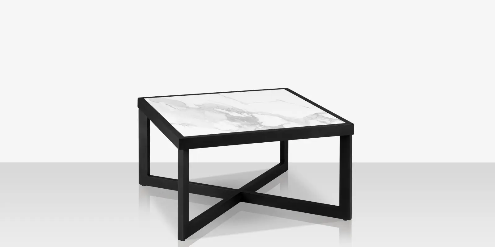 03_iconic_coffee_table_square_32_angle_3.webp
