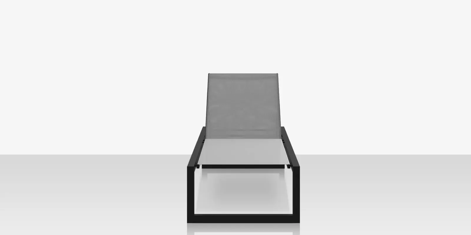 01_iconic_chaise_single_2_front.webp