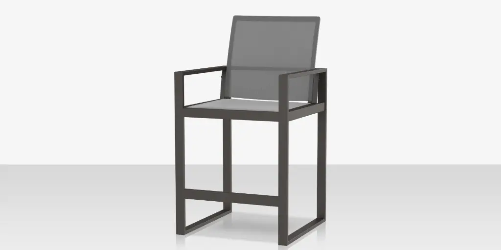02_iconic_bar_chair_highback_xl_angle.webp