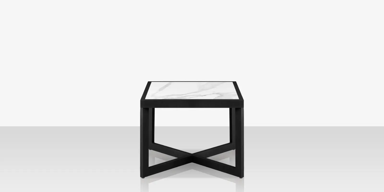 01_iconic_side_table_large_front.webp