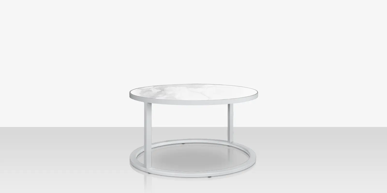 02_iconic_nesting_table_small_angle.webp