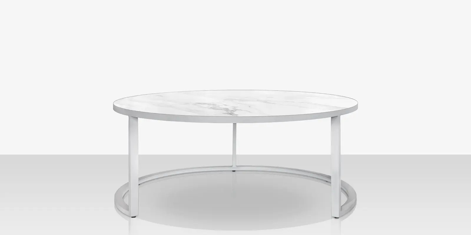 01_iconic_nesting_table_large_front.webp