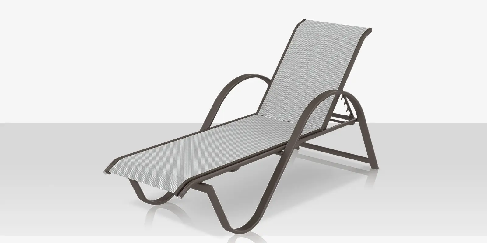 20_lanai_chaise_cloud_gray_high_angle.webp