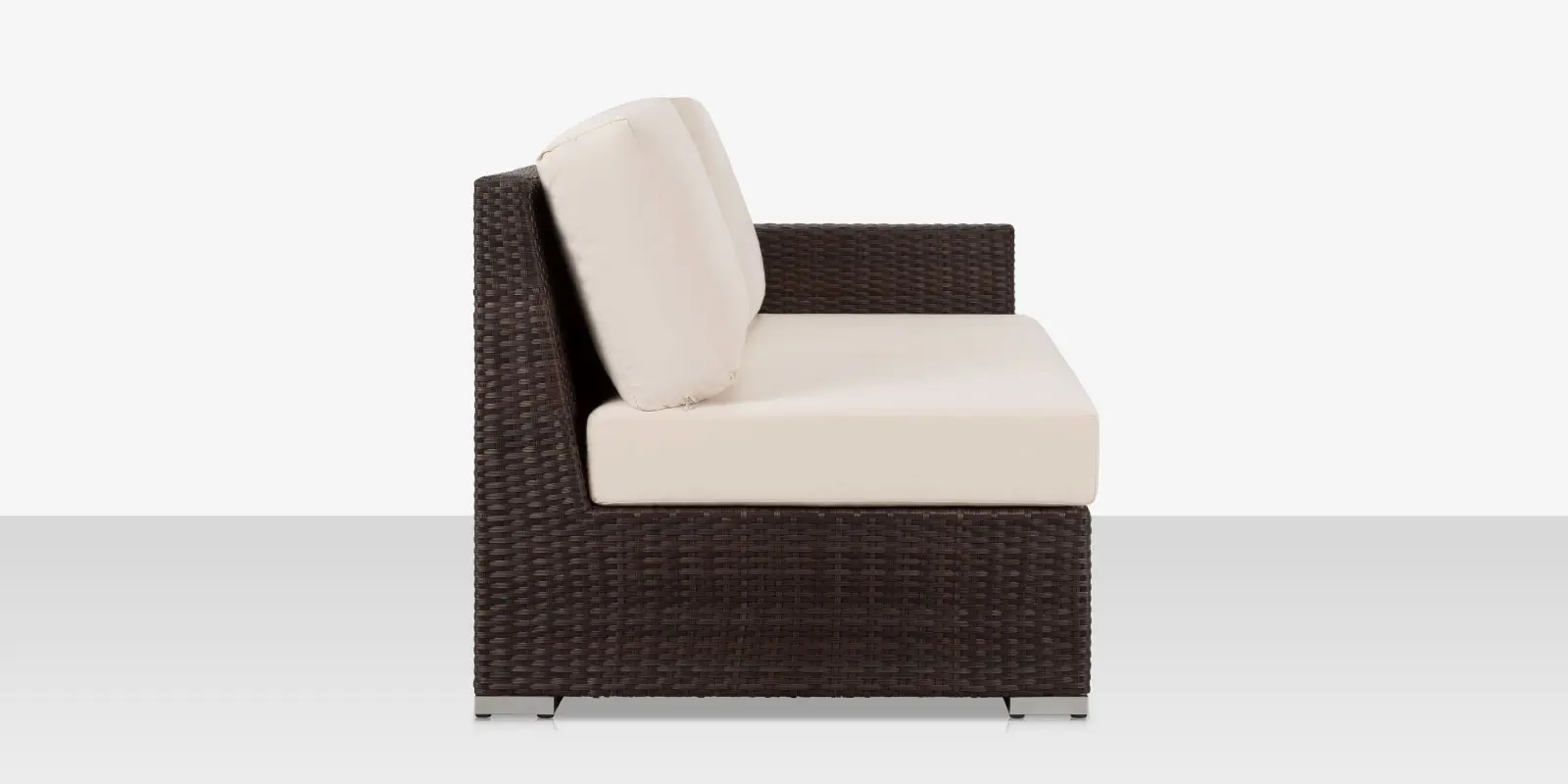 lucaya_loveseat_right_duraweave_side.webp