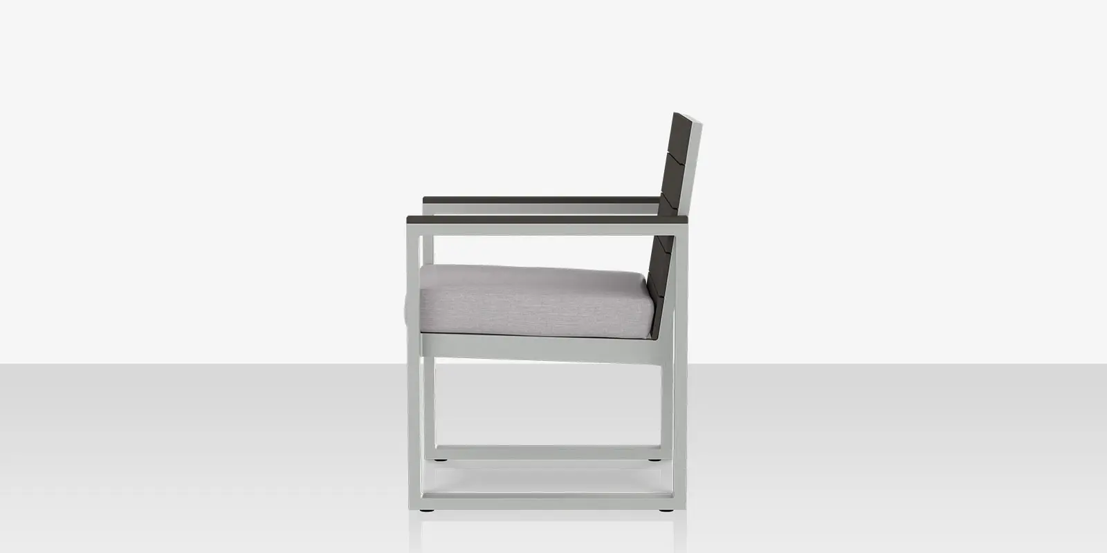 03_modera_new_dining_armchair_side.webp