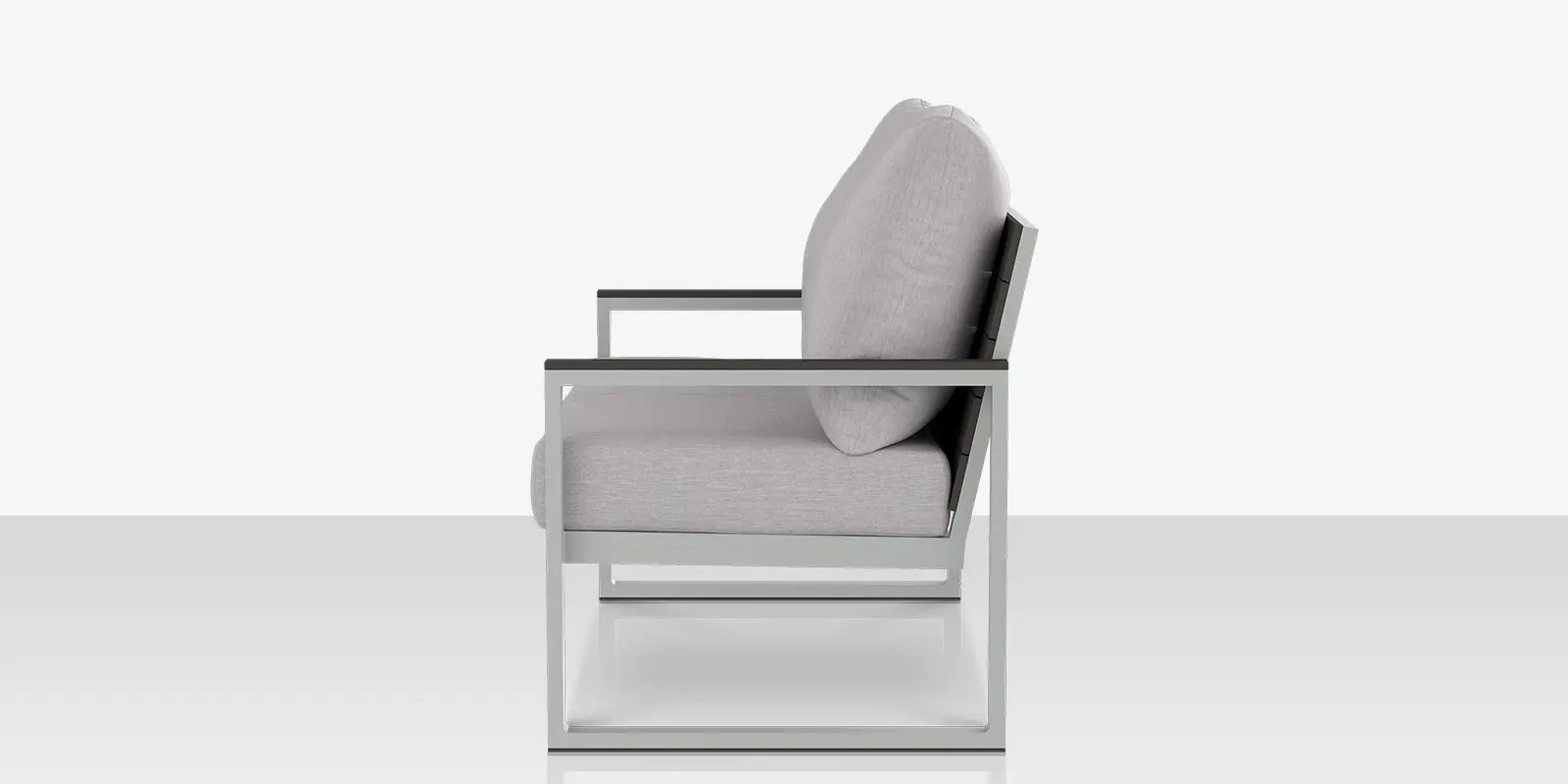 04_modera_new_loveseat_side.webp