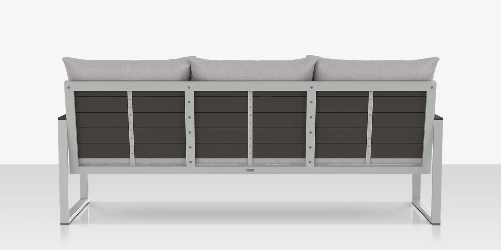 06_modera_new_sofa_back.webp