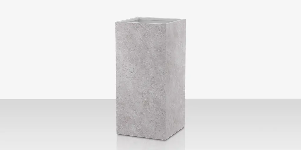 porcelain_planter_24x24x48_arles_gris_angle.webp
