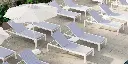 gallery04_rio_round_single_vent_umbrella_front.webp