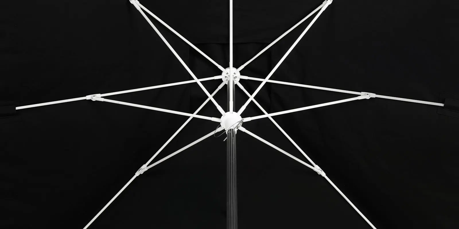 04_rio_square_single_vent_close_up_3.webp