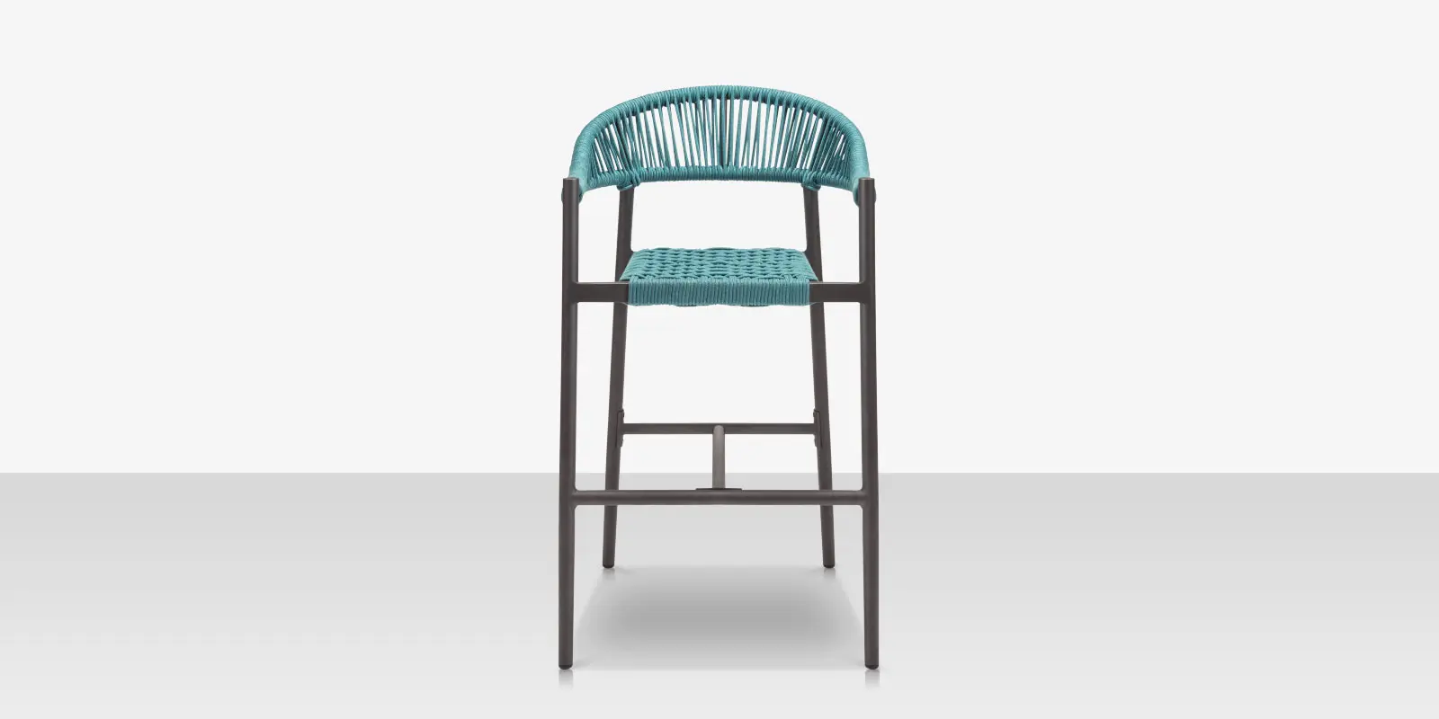 skye_bar_armchair_blue_front.webp