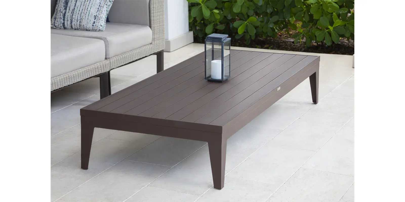 gallery_south_beach_coffee_table_rectangular_small.webp