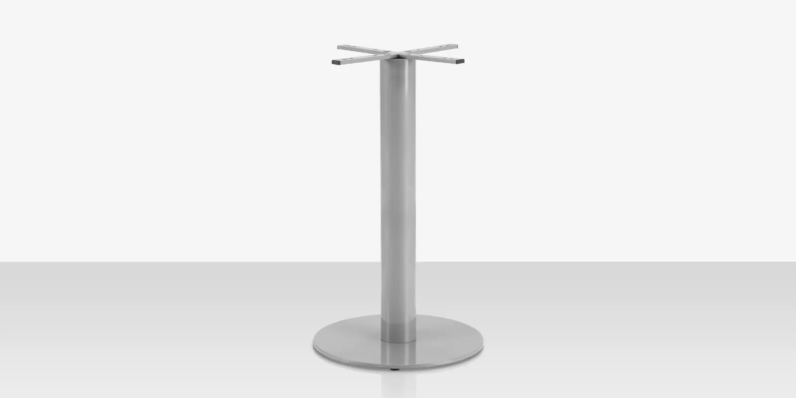 02_verona_large_round_dining_base_bar.webp