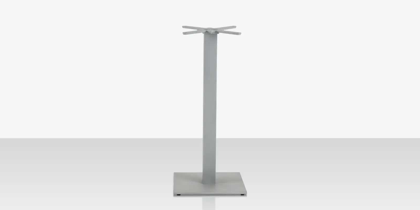 02_verona_small_square_dining_base_bar.webp