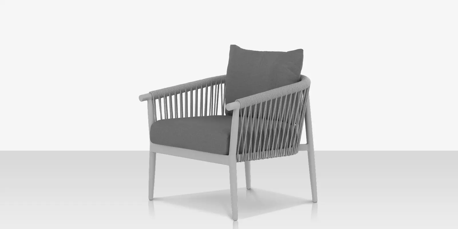 09_vines_clubchair_02_angle2.webp