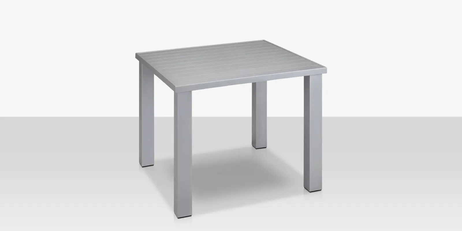 05_fusion_table_square_high_angle.webp