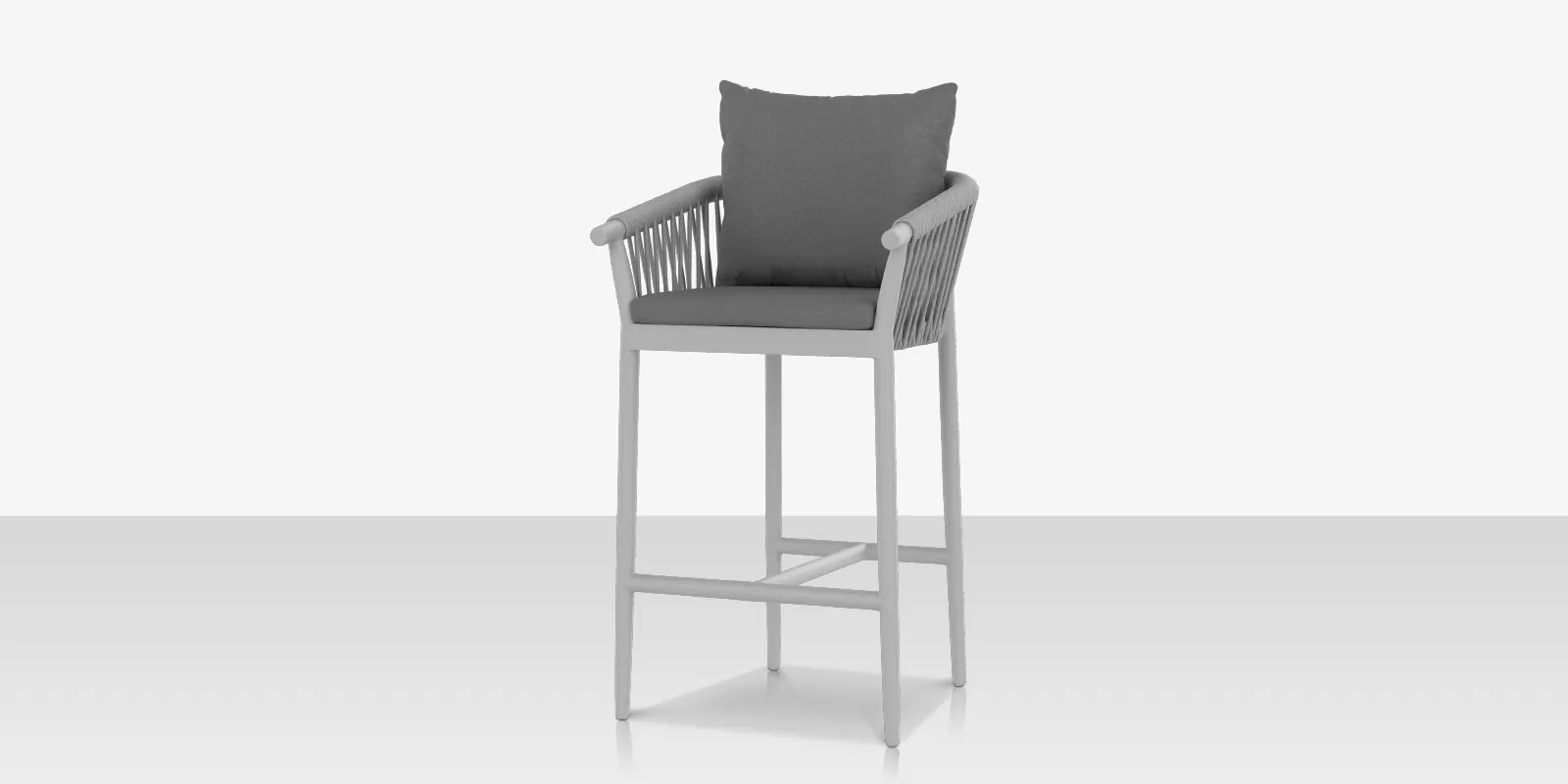 08_vines_bar_armchair_02_angle.webp