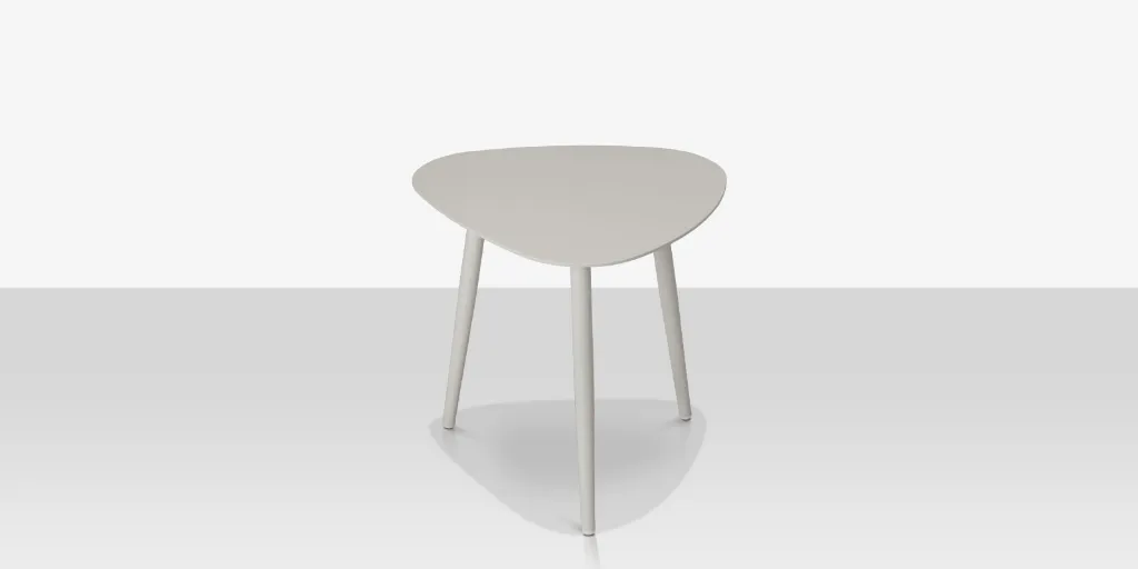 vines_small_table_high_angle_02.webp