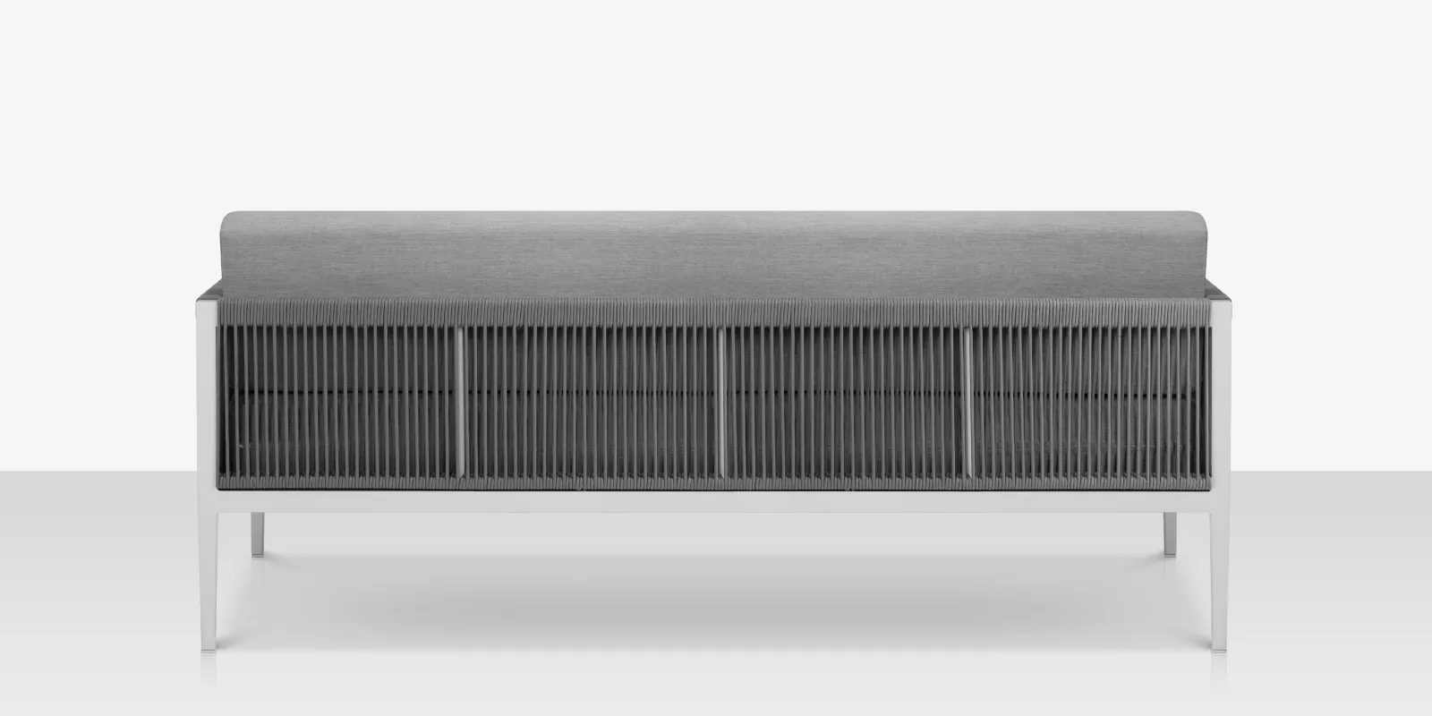 08_skye_sofa_gray_back.webp