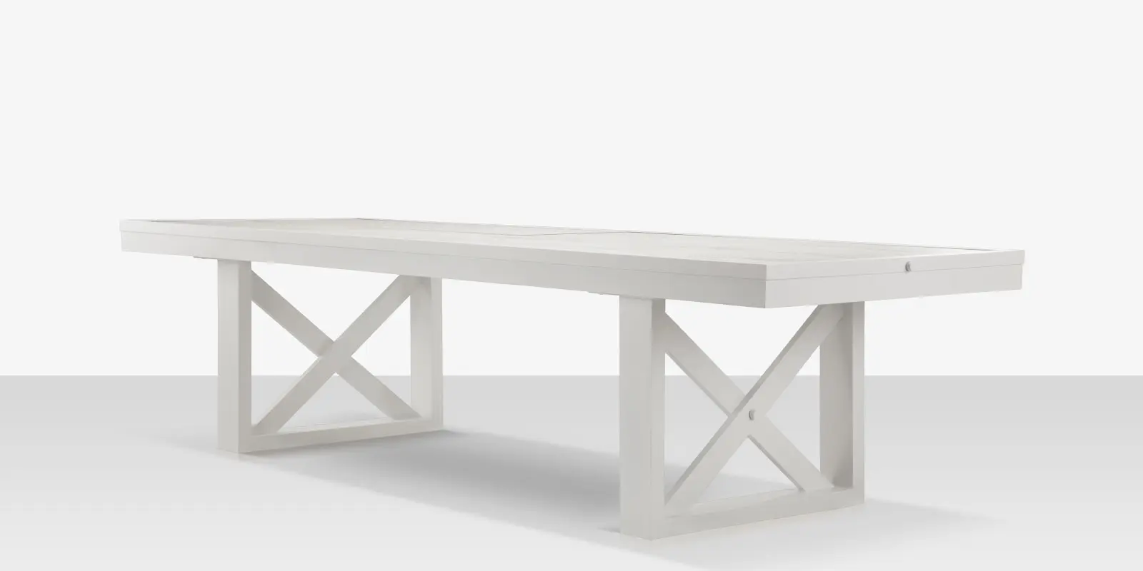 10_dynasty_mega_table_angle.webp
