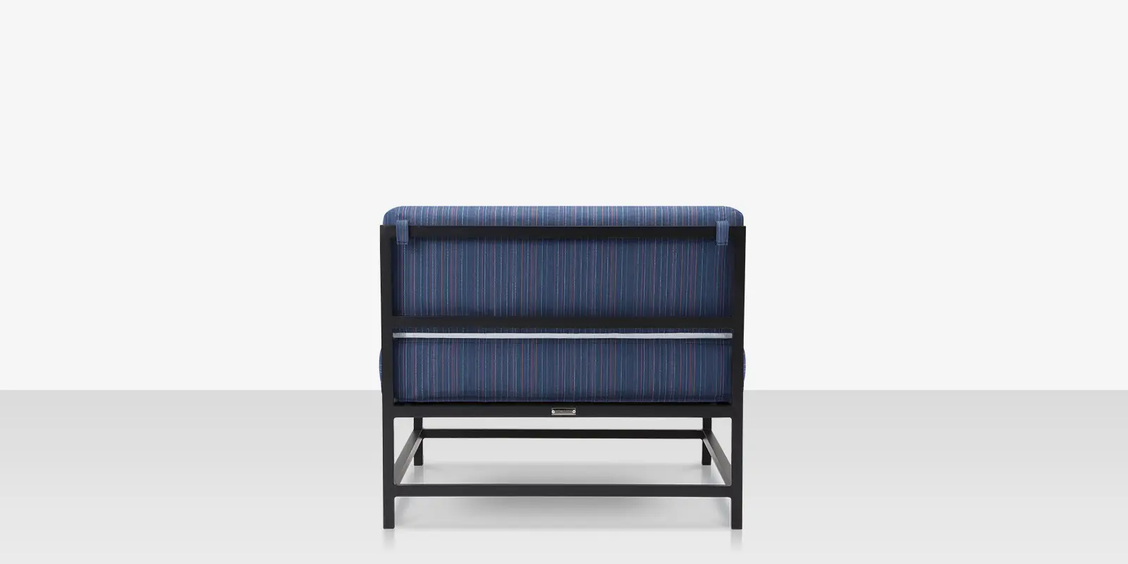 delano-armless-back.webp