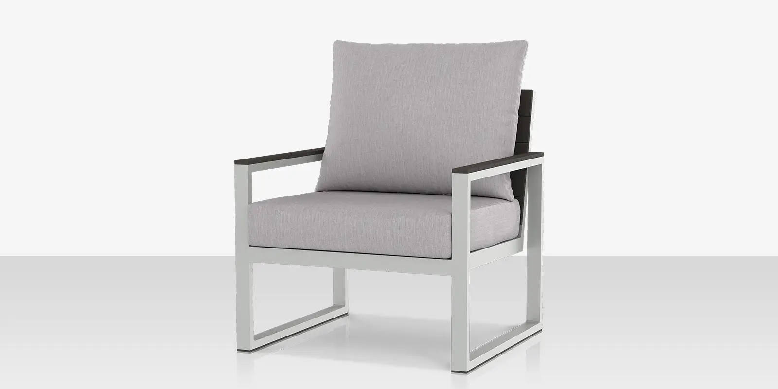 Modera Club Chair
