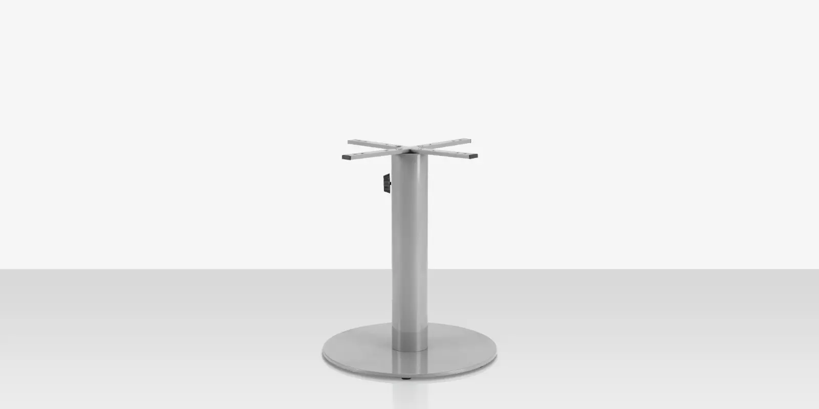 Verona Large Round Dining Base with Umbrella Option